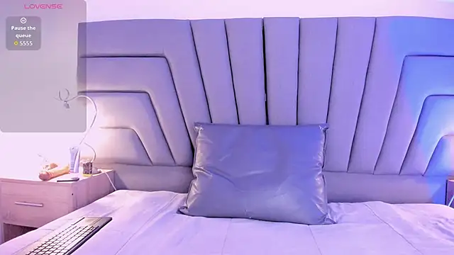 Maia 520 online show from 04/15/26, 07:58