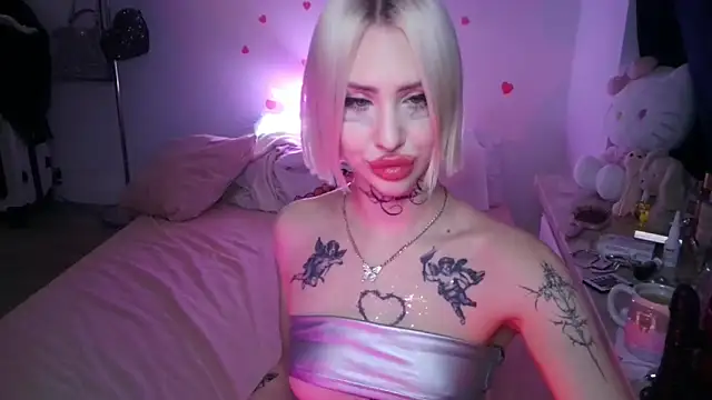 Snapshot of yourscirilla chatting on 03/17/26, 05:38 yourscirilla online show from 03/17/26, 05:38