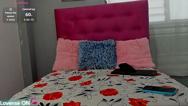 Veronica mellerr online show from 10/17/25, 02:41