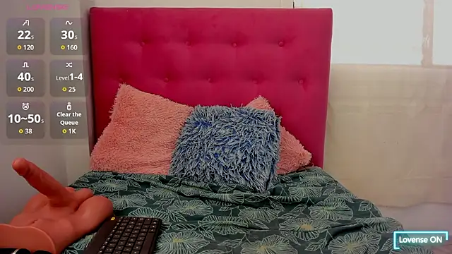 Snapshot of Veronica_mellerr chatting on 03/05/26, 02:02 Veronica mellerr online show from 03/05/26, 02:02