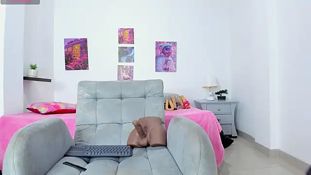 saori 022 online show from 10/01/25, 03:12