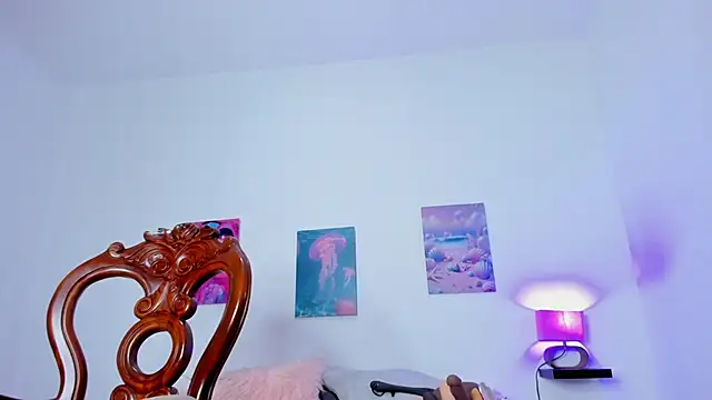 saori 022 online show from 10/11/25, 03:06