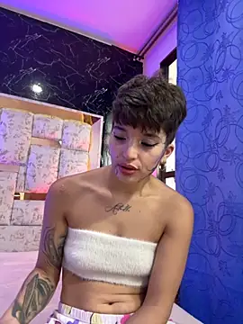 Snapshot of DayanaDG chatting on 11/19/25, 06:19 DayanaDG online show from 11/19/25, 06:19