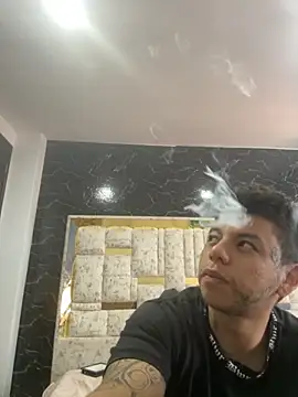 Snapshot of DayanaDG chatting on 11/27/25, 06:32 DayanaDG online show from 11/27/25, 06:32