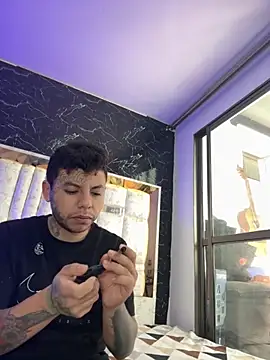 Snapshot of DayanaDG chatting on 12/04/25, 06:38 DayanaDG online show from 12/04/25, 06:38