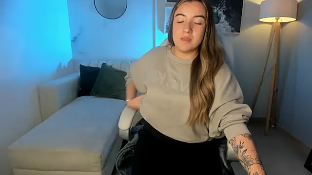 Vela jade online show from 09/21/25, 07:15