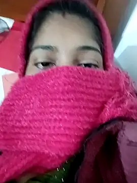 Snapshot of 3USHA chatting on 12/17/25, 01:22 3USHA online show from 12/17/25, 01:22