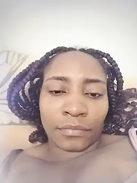 Snapshot of AmbarSmit chatting on 10/04/25, 01:25 AmbarSmit online show from 10/04/25, 01:25