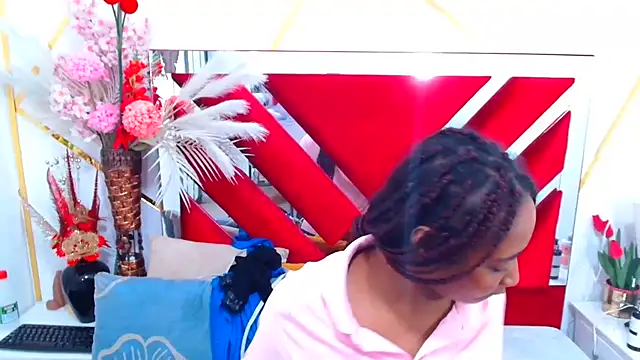 Snapshot of AmbarSmit chatting on 11/26/25, 07:59 AmbarSmit online show from 11/26/25, 07:59