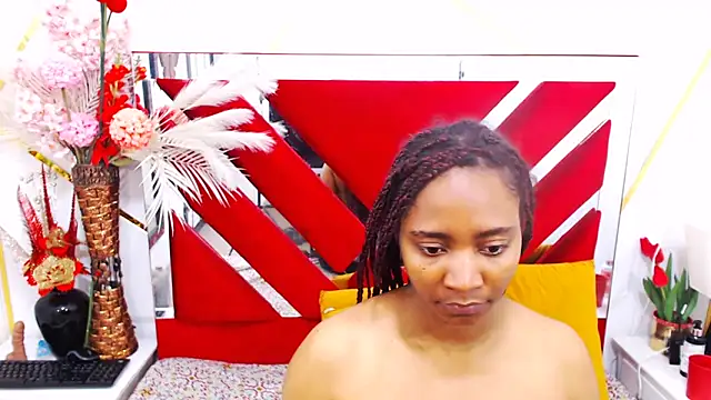 Snapshot of AmbarSmit chatting on 12/04/25, 05:43 AmbarSmit online show from 12/04/25, 05:43