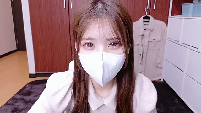 Snapshot of Ema_o0_chan chatting on 10/05/25, 11:08 Ema o0 chan online show from 10/05/25, 11:08