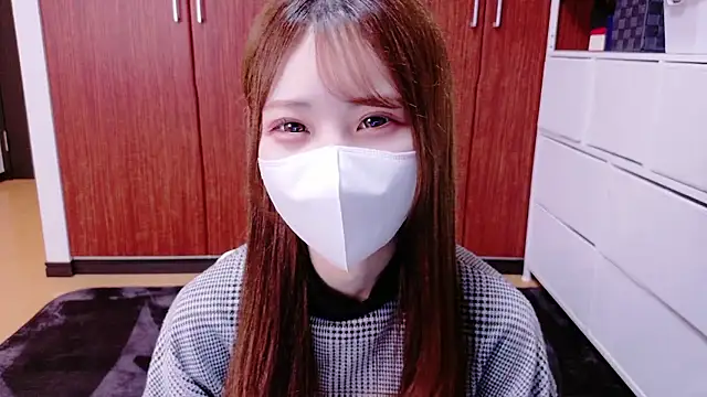 Snapshot of Ema_o0_chan chatting on 10/26/25, 06:08 Ema o0 chan online show from 10/26/25, 06:08