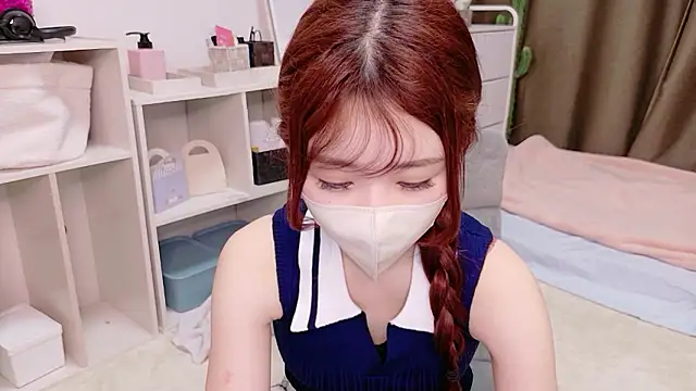 Snapshot of Ema_o0_chan chatting on 07/05/26, 05:31 Ema o0 chan online show from 07/05/26, 05:31