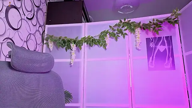 Snapshot of Alice_dusk_ chatting on 03/05/26, 08:10 Alice dusk online show from 03/05/26, 08:10