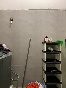 Handydila online show from 10/25/25, 02:30