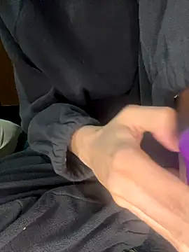 Snapshot of sunset24 chatting on 11/27/25, 08:38 sunset24 online show from 11/27/25, 08:38