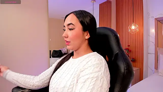 julieta rosee online show from 03/04/26, 09:54