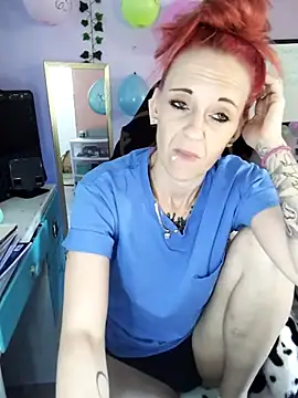 Purple2StayThnxx online show from 10/01/25, 04:46