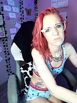 Purple2StayThnxx online show from 11/23/25, 07:24