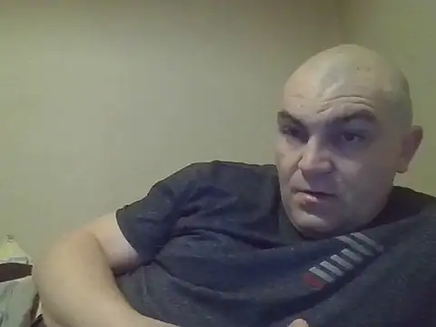 Snapshot of habartek85 chatting on 03/08/26, 02:15 habartek85 online show from 03/08/26, 02:15