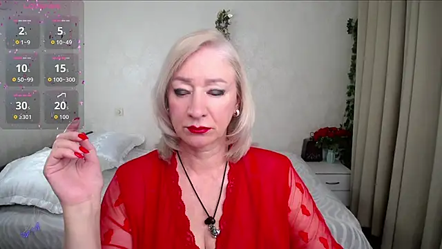 hunters woman online show from 05/21/26, 07:21