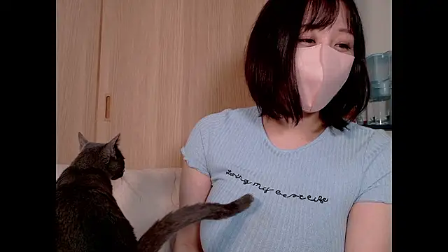 Snapshot of miyuki105 chatting on 03/29/26, 11:32 miyuki105 online show from 03/29/26, 11:32