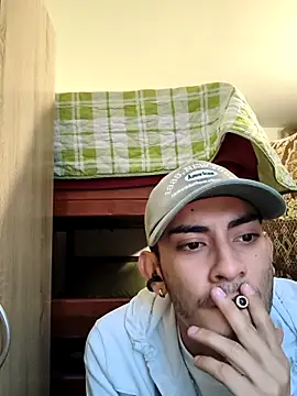 Snapshot of Exlifer chatting on 02/14/26, 11:12 Exlifer online show from 02/14/26, 11:12