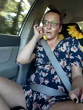 Snapshot of amymatthews92 chatting on 11/01/25, 07:38 amymatthews92 online show from 11/01/25, 07:38