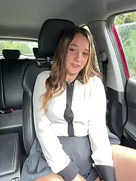 Snapshot of sashapulse chatting on 03/17/26, 04:43 sashapulse online show from 03/17/26, 04:43