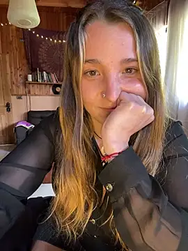 Snapshot of sashapulse chatting on 03/24/26, 06:02 sashapulse online show from 03/24/26, 06:02