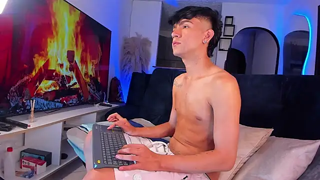 Steven baby69 online show from 10/02/25, 12:50