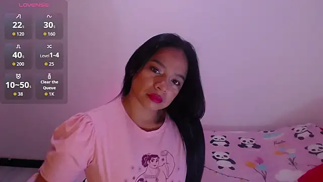 Snapshot of Sara_cute92 chatting on 11/06/25, 09:54 Sara cute92 online show from 11/06/25, 09:54