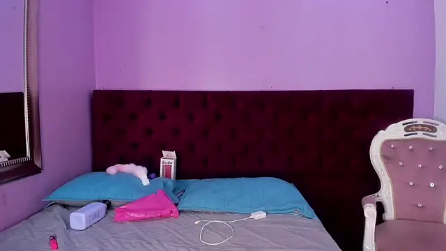 IsabellaLuxe online show from 09/23/25, 01:14