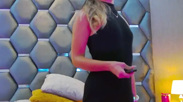 BlaireParker online show from 09/30/25, 11:59