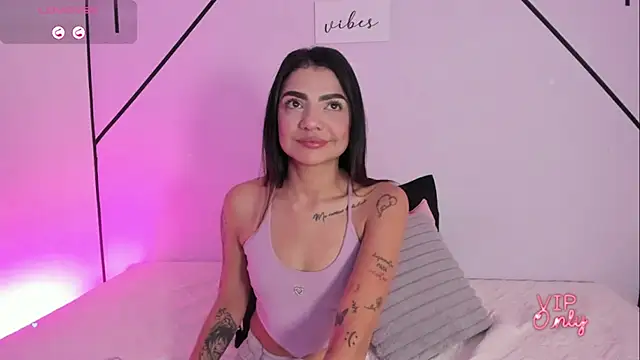 MiahCornell  online show from 02/10/26, 07:40