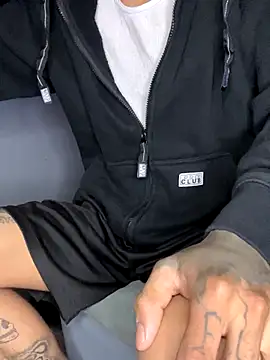 Snapshot of Osmarcito21 chatting on 09/20/25, 03:13 Osmarcito21 online show from 09/20/25, 03:13