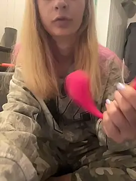 SeccySerena online show from 06/26/26, 03:27