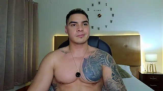 Snapshot of Steven_Velez chatting on 10/26/25, 12:27 Steven Velez online show from 10/26/25, 12:27