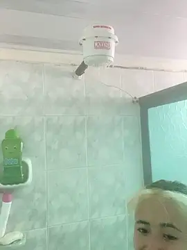 Sallem Pink online show from 10/20/25, 10:49