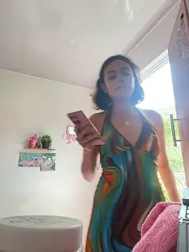 Snapshot of TamaraMera chatting on 07/04/26, 06:47 TamaraMera online show from 07/04/26, 06:47