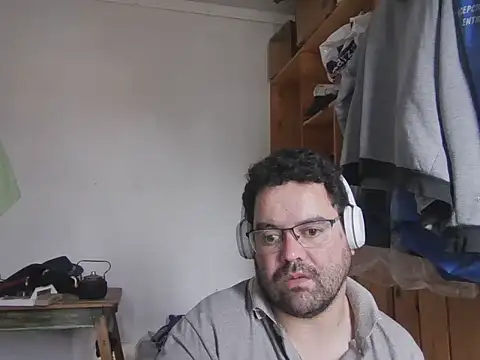 condorito222 online show from 06/06/26, 07:51