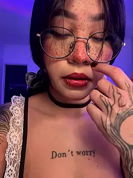 Liz rogers x online show from 01/14/26, 03:23