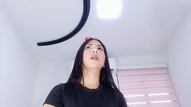 Snapshot of abbypratt chatting on 12/19/25, 07:10 abbypratt online show from 12/19/25, 07:10