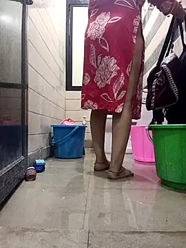 Snapshot of kajal_01raj chatting on 11/17/25, 06:30 kajal 01raj online show from 11/17/25, 06:30