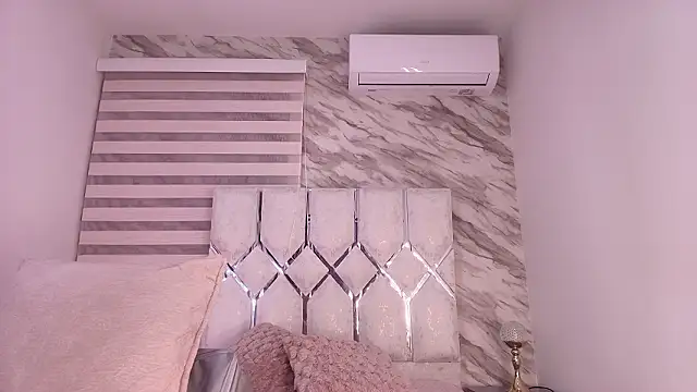 Snapshot of cataleya_ebony_ chatting on 02/05/26, 03:00 cataleya ebony online show from 02/05/26, 03:00