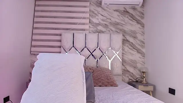 Snapshot of cataleya_ebony_ chatting on 02/17/26, 03:03 cataleya ebony online show from 02/17/26, 03:03