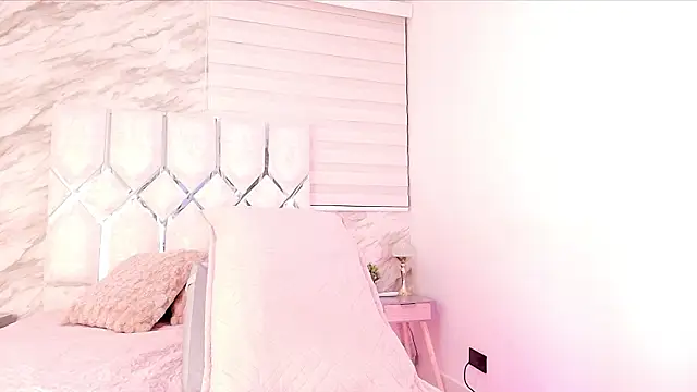 Snapshot of cataleya_ebony_ chatting on 03/07/26, 03:58 cataleya ebony online show from 03/07/26, 03:58