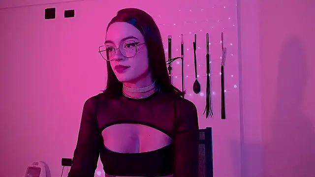Snapshot of nina_kink chatting on 06/04/26, 11:11 nina kink online show from 06/04/26, 11:11