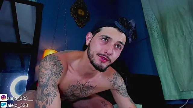 Snapshot of alejo__323__ chatting on 09/13/25, 02:11 alejo  323   online show from 09/13/25, 02:11