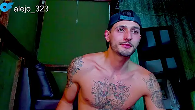alejo  323   online show from 05/03/26, 02:17